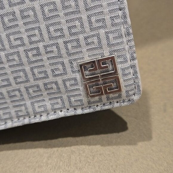 NIB GIVENCHY Embroidered Passport Holder, Gray & Ivory Monogram Pattern - Picture 8 of 10
